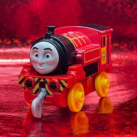 Thomas & Friends TrackMaster Push Along Victor Train Engine 2018 - Picture 1 of 7